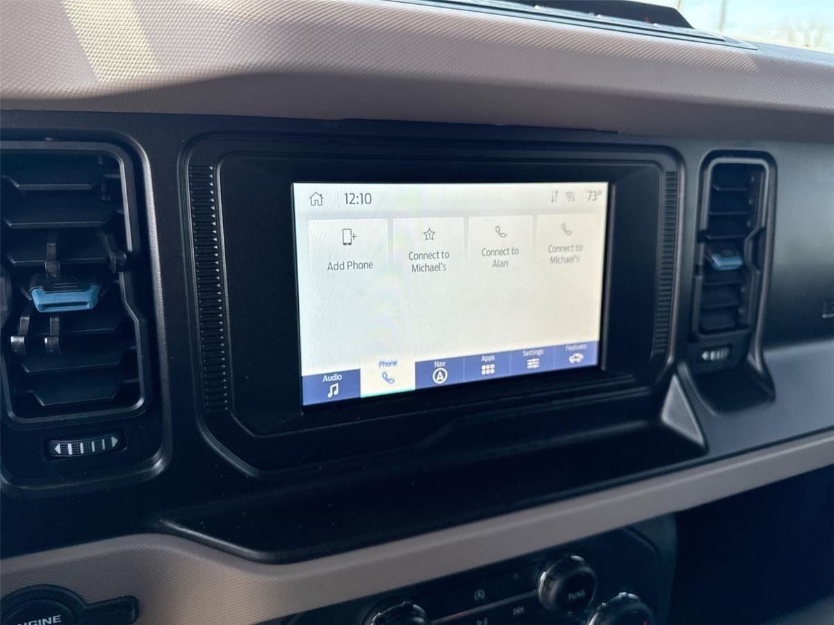 2023 Ford Bronco - Image 12