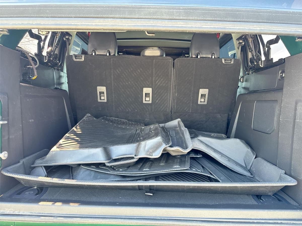 2023 Ford Bronco - Image 21