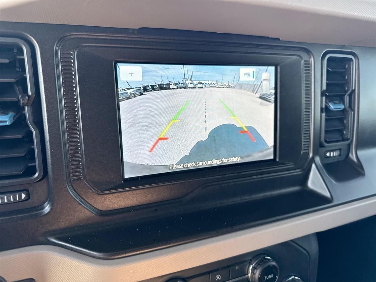 2023 Ford Bronco - Image 24