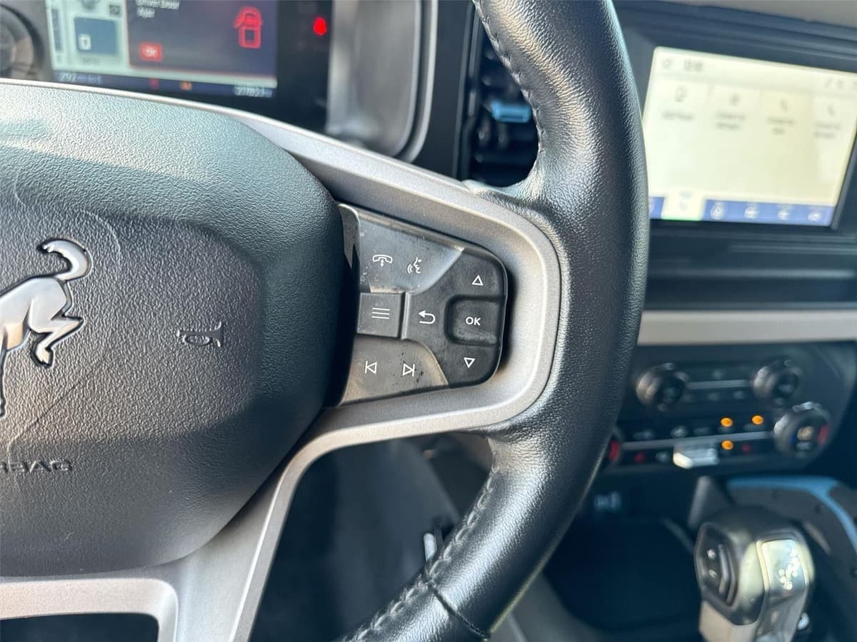 2023 Ford Bronco - Image 29