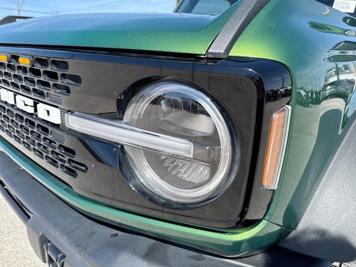 2023 Ford Bronco - Image 33