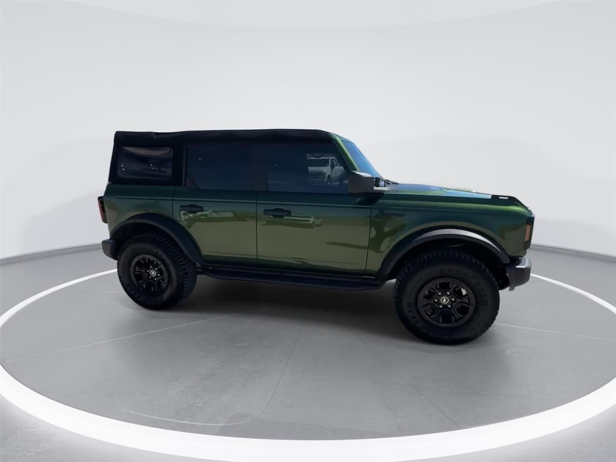 2023 Ford Bronco - Image 4