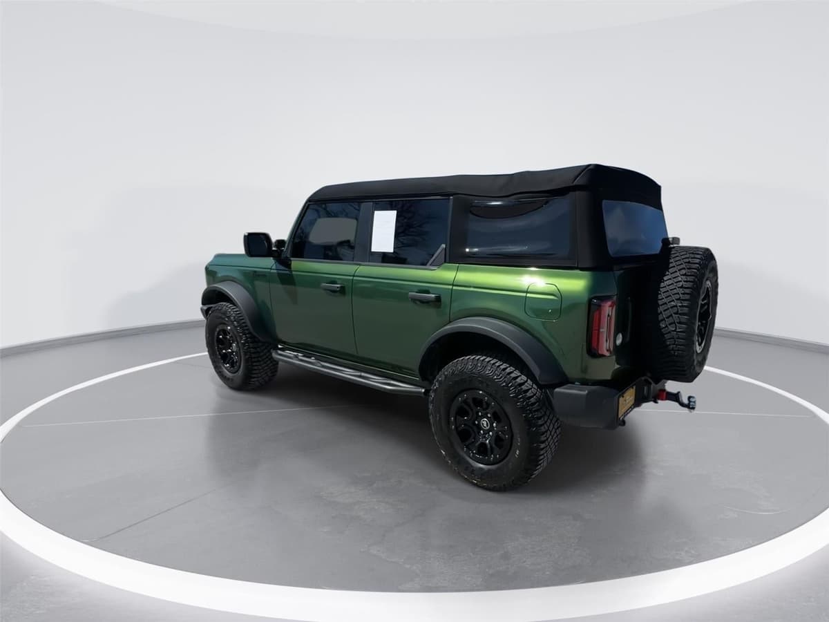 2023 Ford Bronco - Image 9