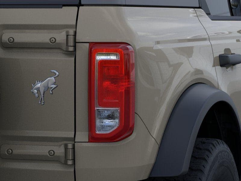 2025 Ford Bronco - Image 23