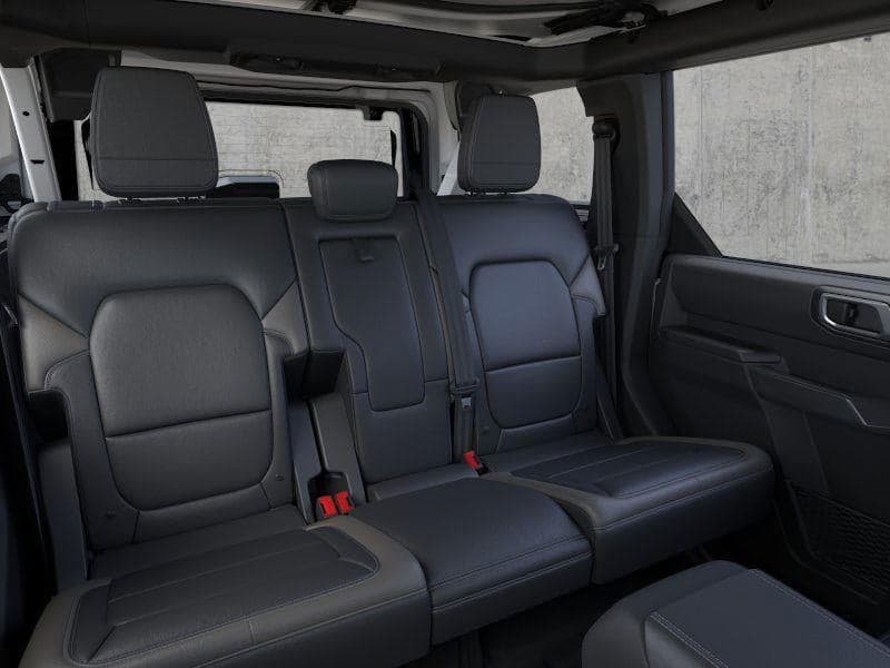 2026 Ford Bronco - Image 11