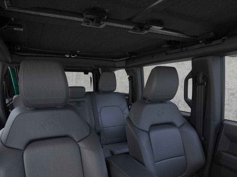 2025 Ford Bronco - Image 12
