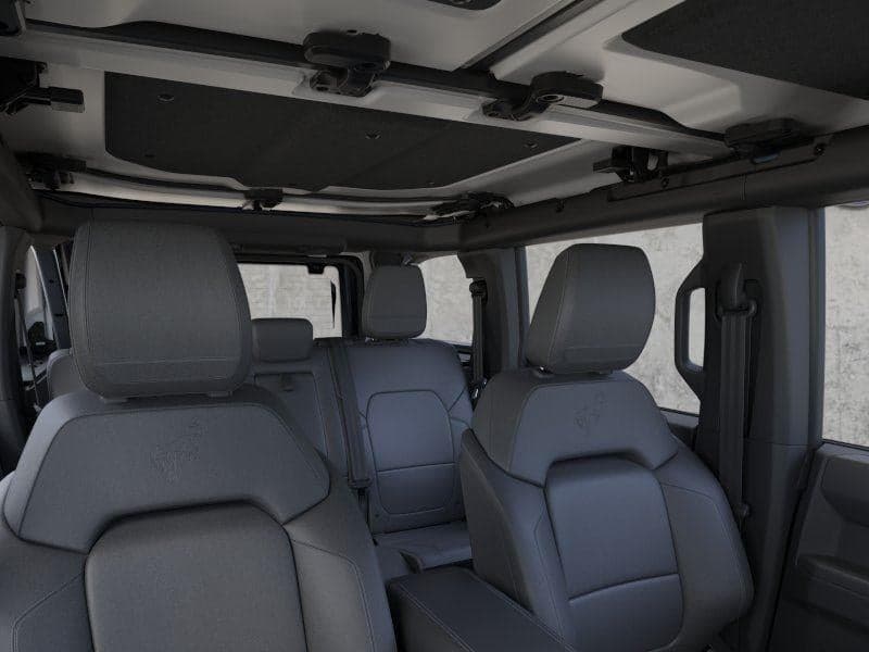 2025 Ford Bronco - Image 12