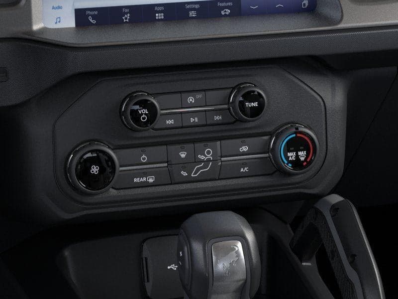 2025 Ford Bronco - Image 16