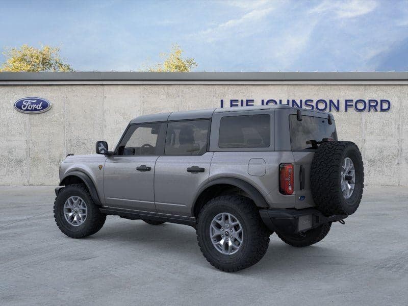 2025 Ford Bronco - Image 4