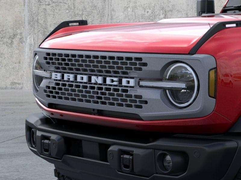 2025 Ford Bronco - Image 19