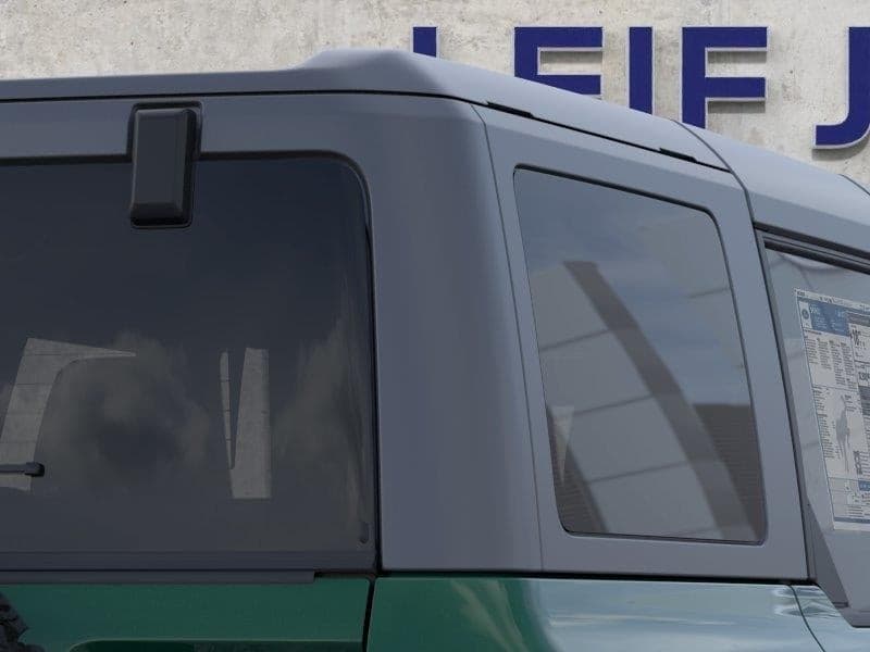 2025 Ford Bronco - Image 25