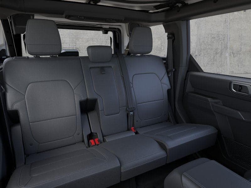 2025 Ford Bronco - Image 11