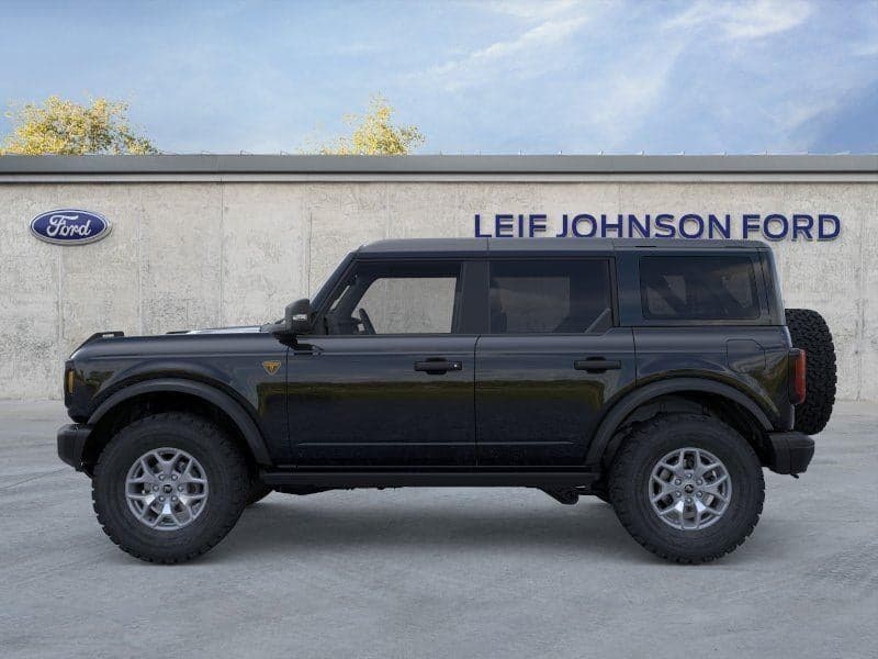 2025 Ford Bronco - Image 3