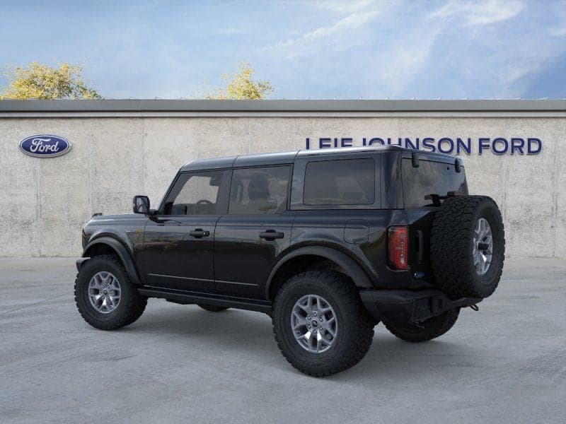 2025 Ford Bronco - Image 4