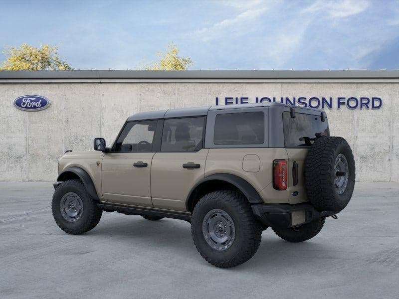 2025 Ford Bronco - Image 4
