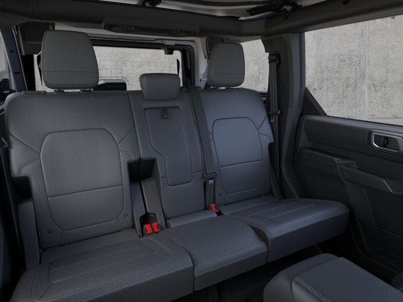 2025 Ford Bronco - Image 11