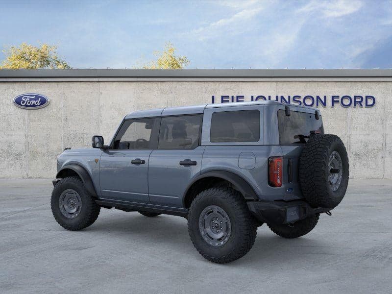 2025 Ford Bronco - Image 4