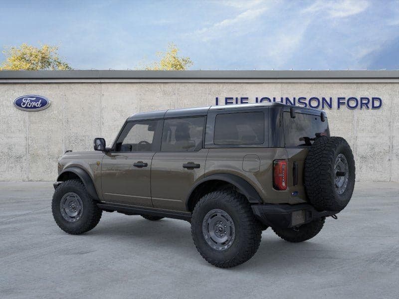 2025 Ford Bronco - Image 4