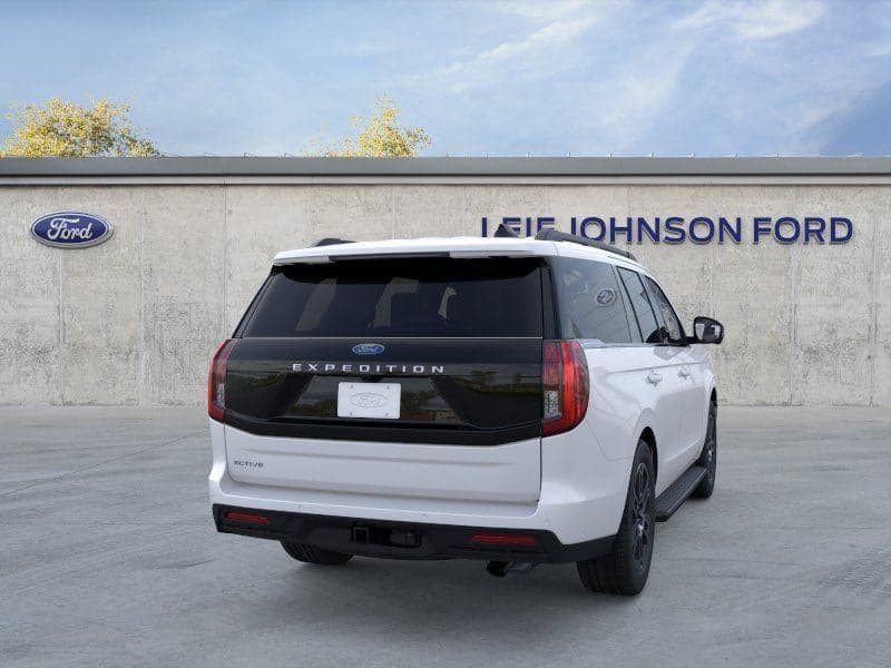 2025 Ford Expedition - Image 8