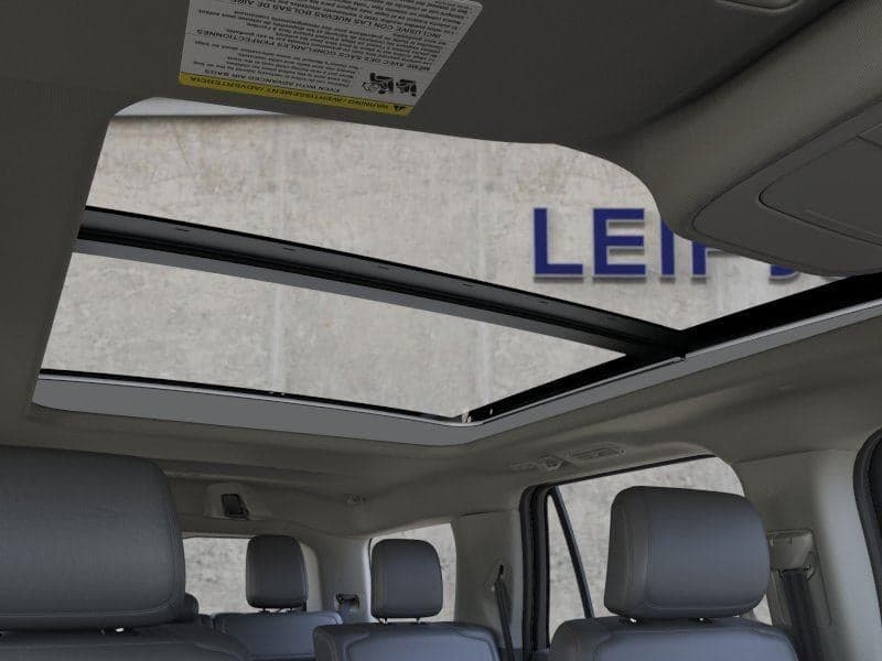 2025 Ford Expedition - Image 22