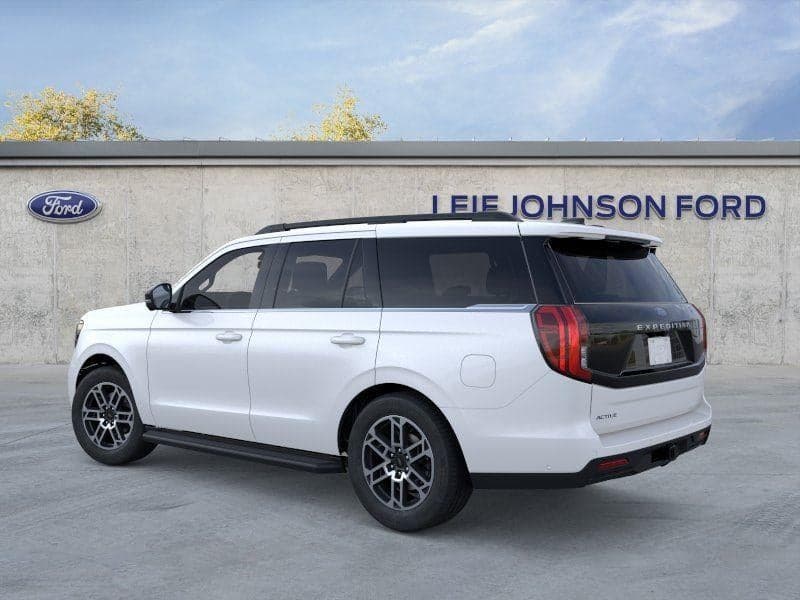 2025 Ford Expedition - Image 4