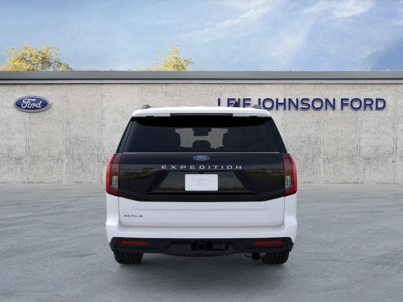 2025 Ford Expedition - Image 5