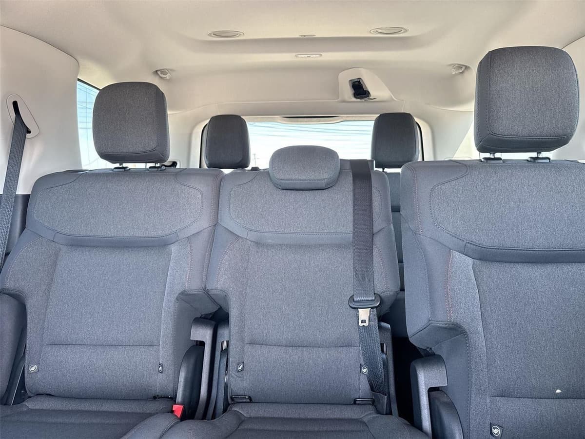 2025 Ford Expedition - Image 26