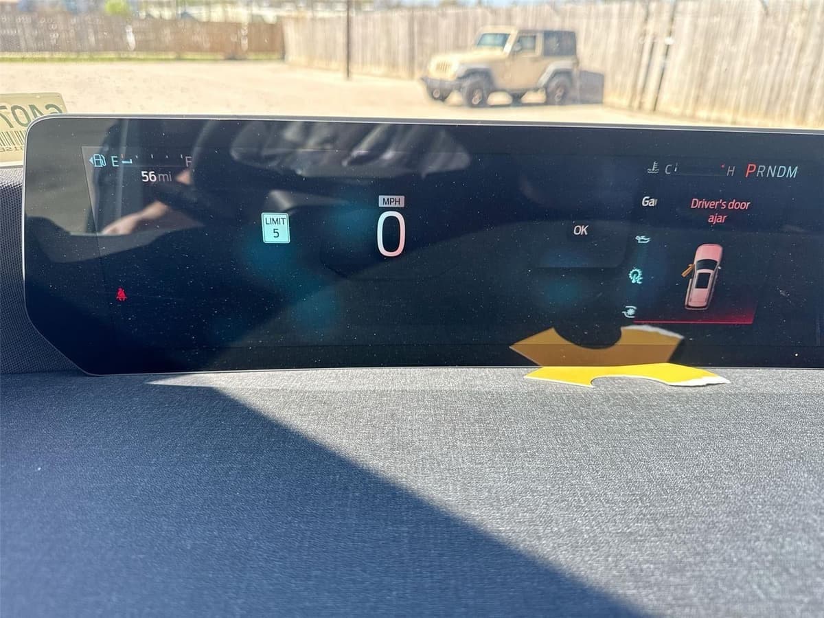 2025 Ford Expedition - Image 10