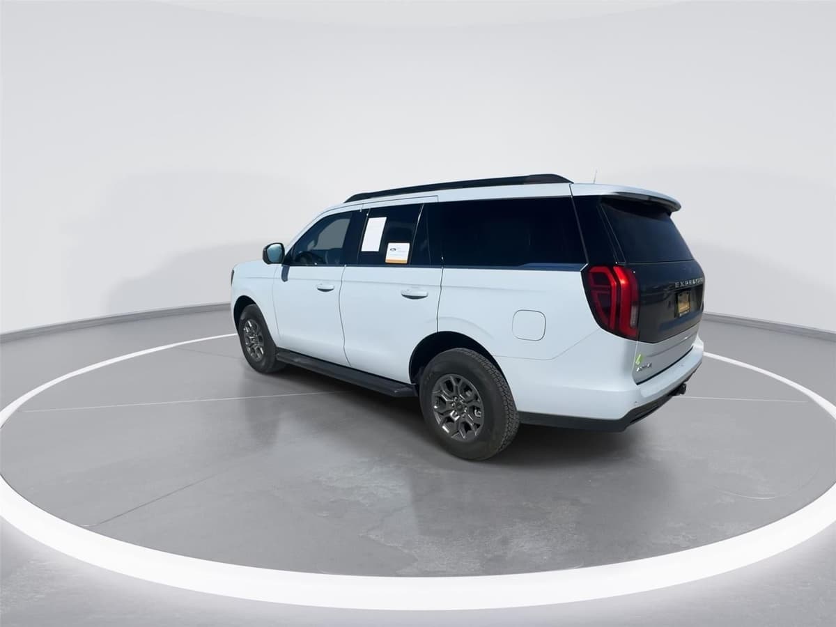 2025 Ford Expedition - Image 6