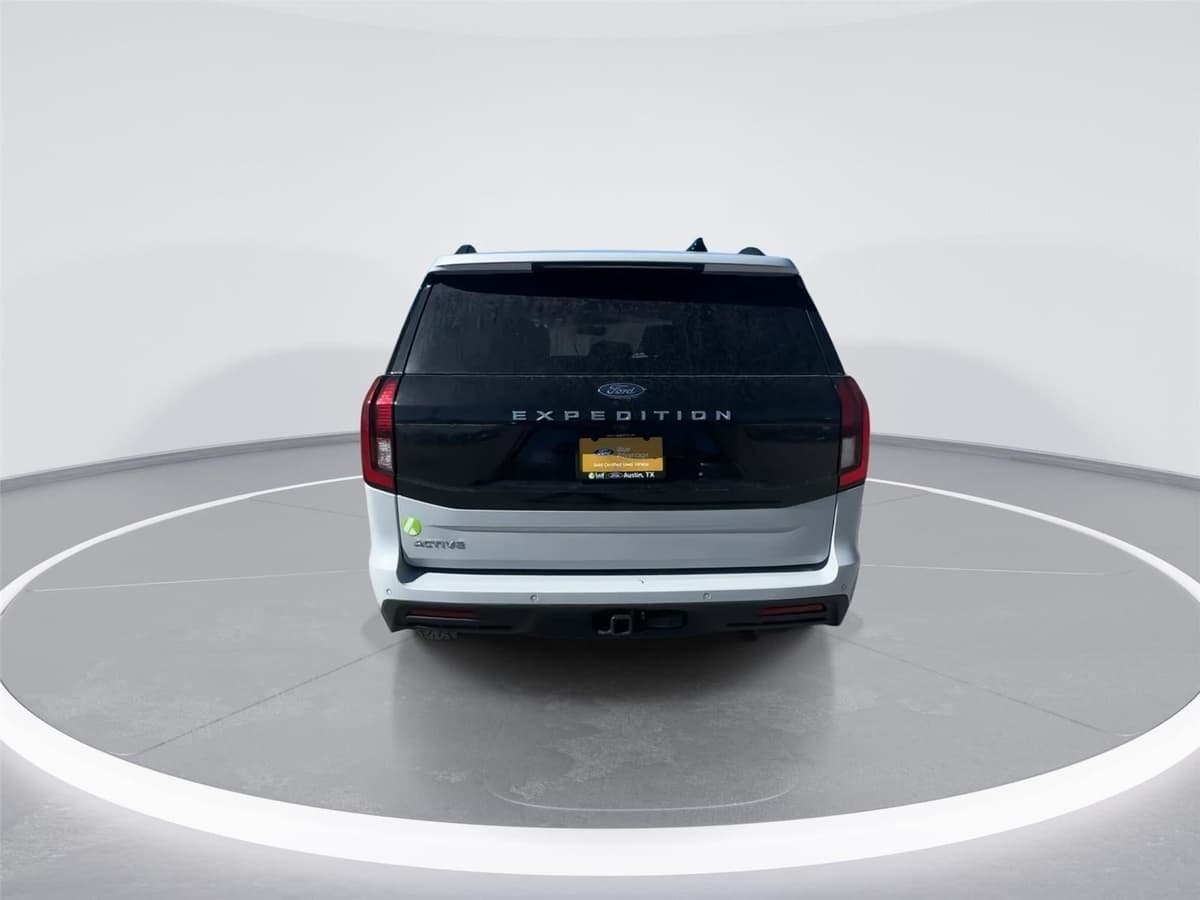 2025 Ford Expedition - Image 7
