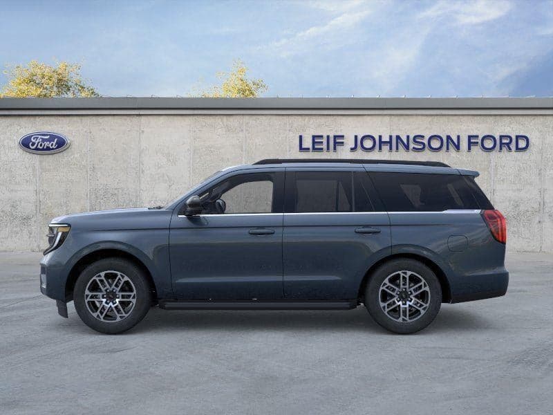 2026 Ford Expedition - Image 3