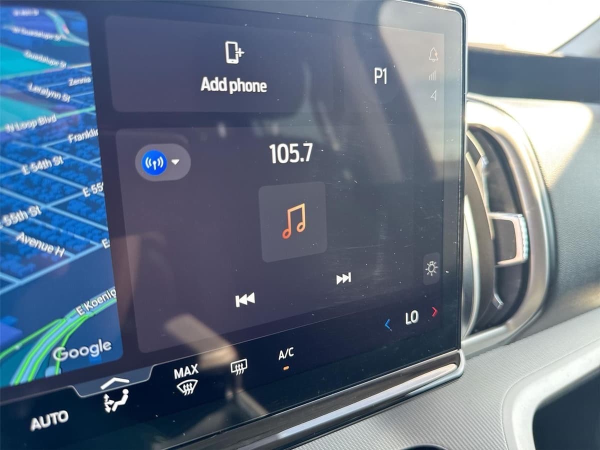 2025 Ford Expedition - Image 12