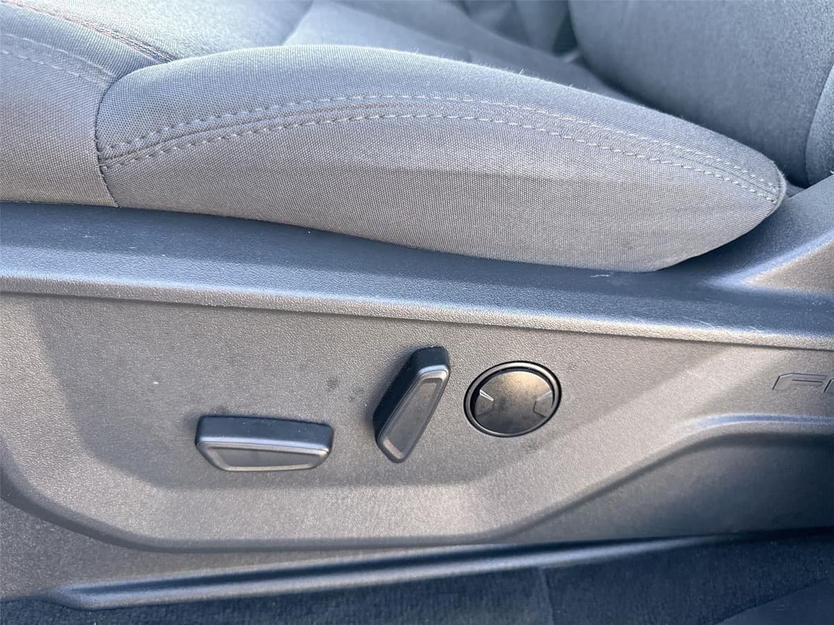 2025 Ford Expedition - Image 14