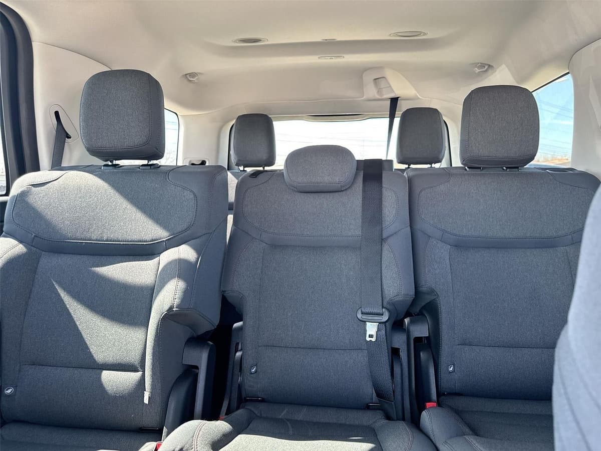 2025 Ford Expedition - Image 26