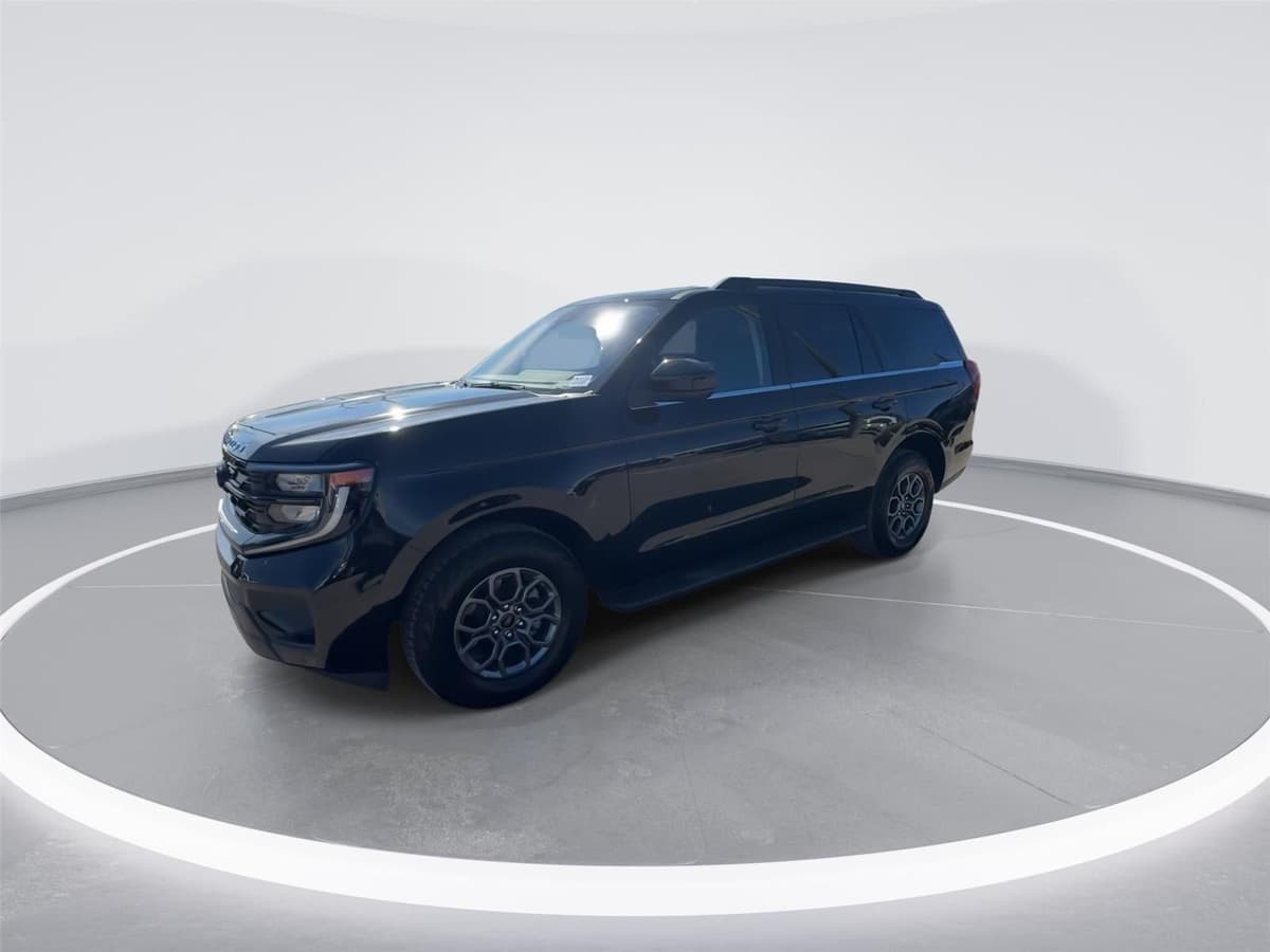 2025 Ford Expedition - Image 4