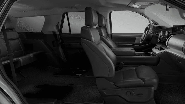 2026 Ford Expedition - Image 28