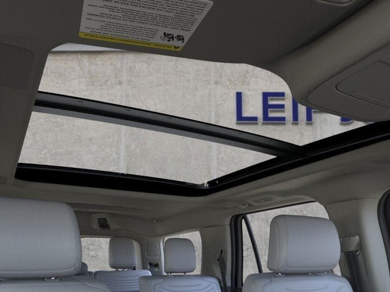 2025 Ford Expedition - Image 22