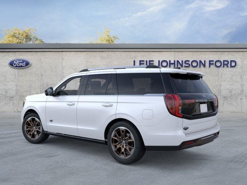 2026 Ford Expedition - Image 4