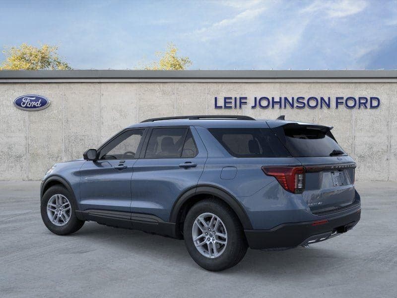 2026 Ford Explorer - Image 4