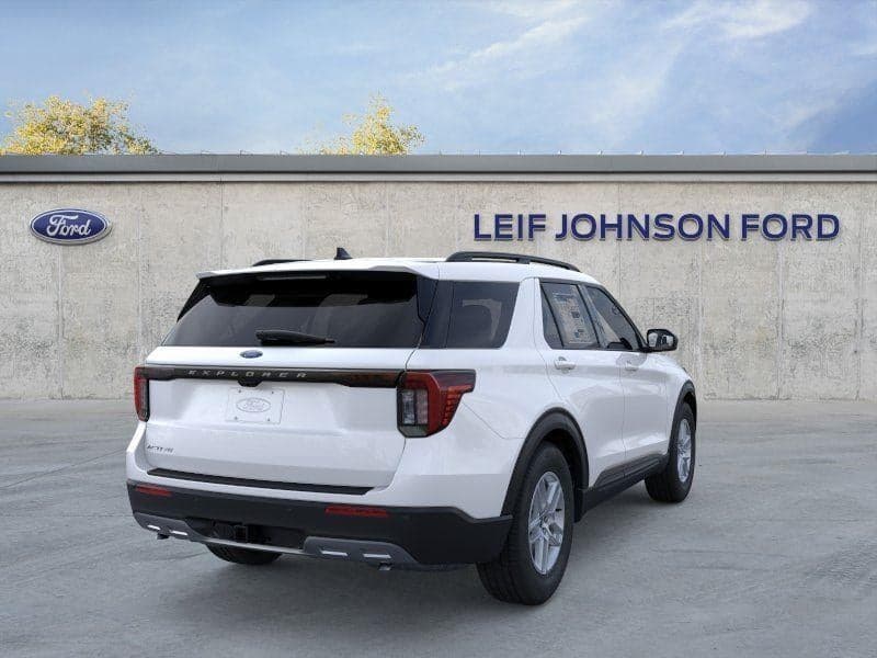 2026 Ford Explorer - Image 8