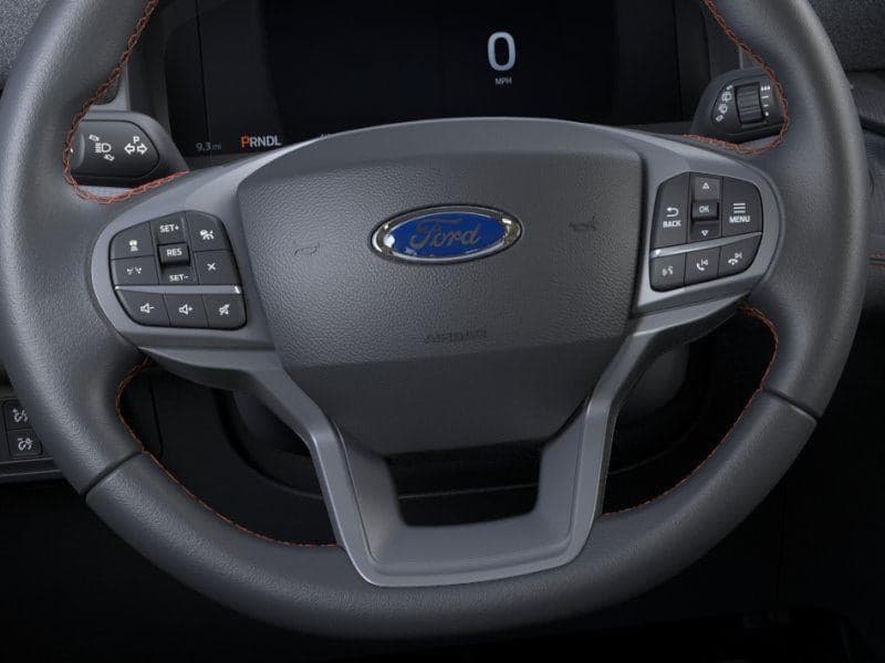 2025 Ford Explorer - Image 12