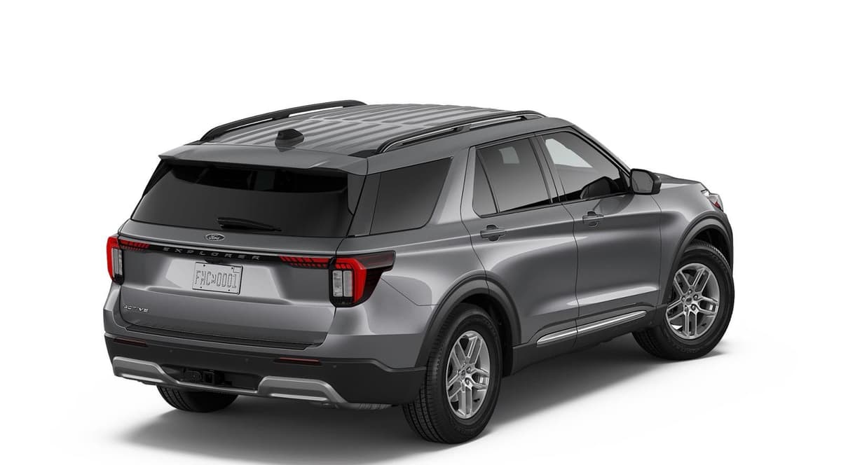 2026 Ford Explorer - Image 3