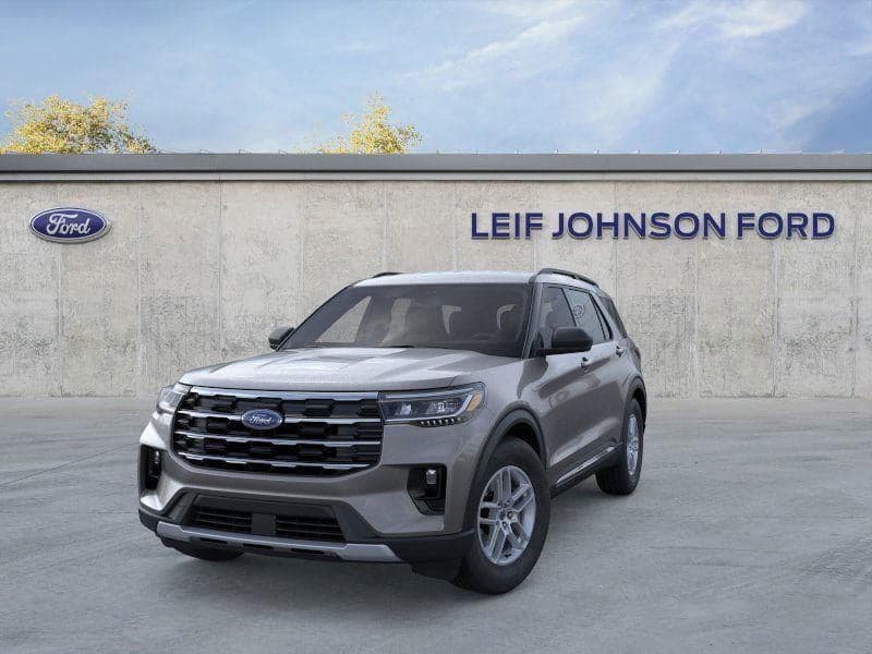 2025 Ford Explorer - Image 2