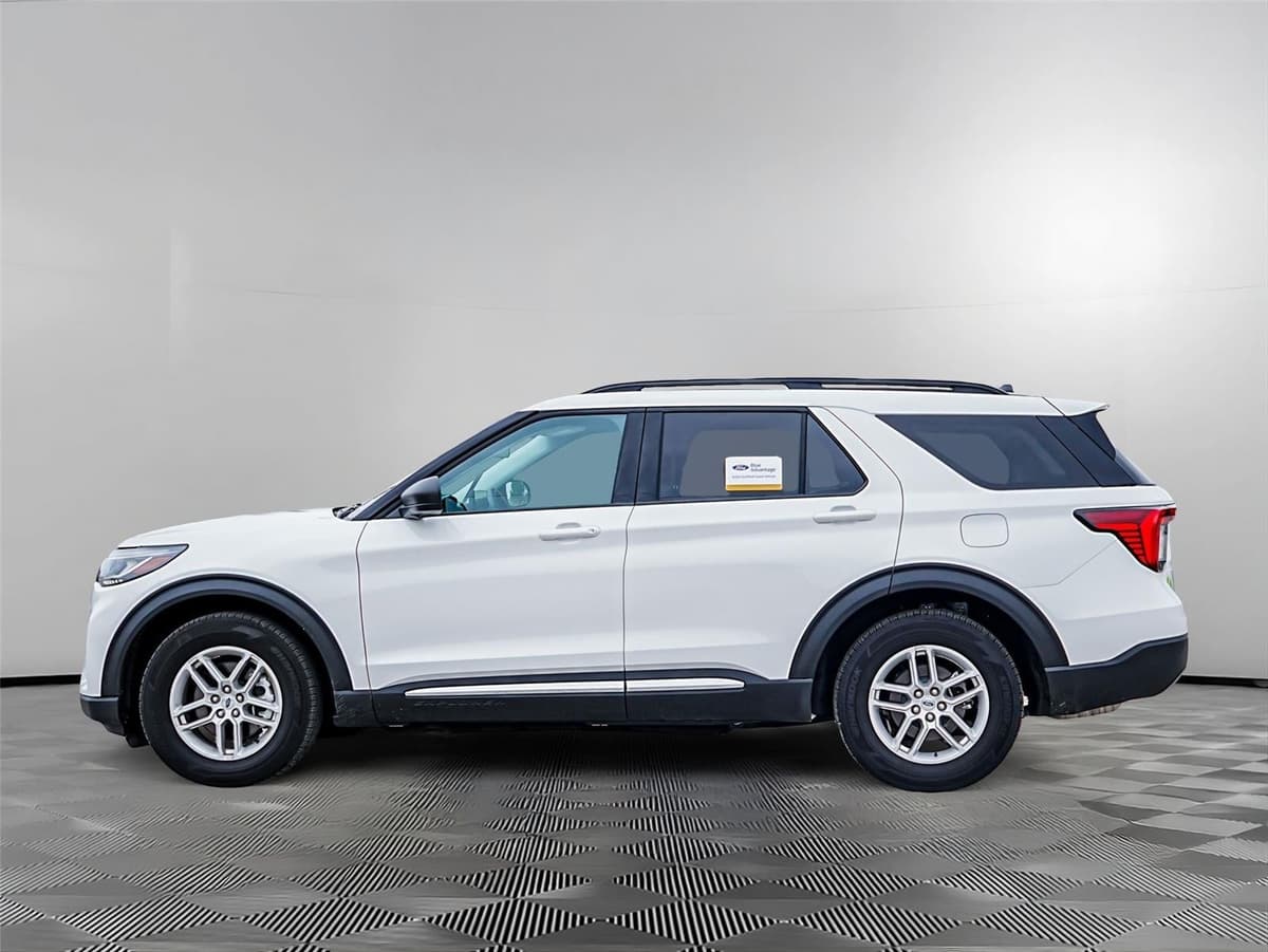 2025 Ford Explorer - Image 8