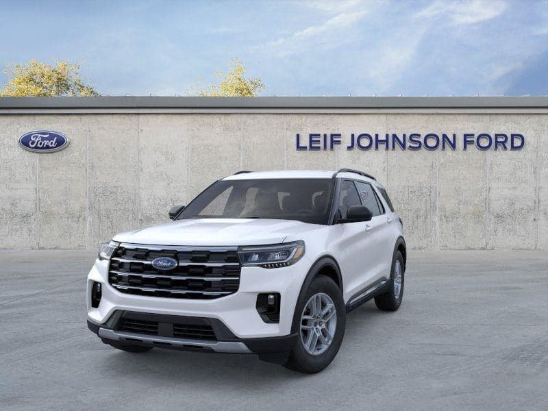 2025 Ford Explorer - Image 2