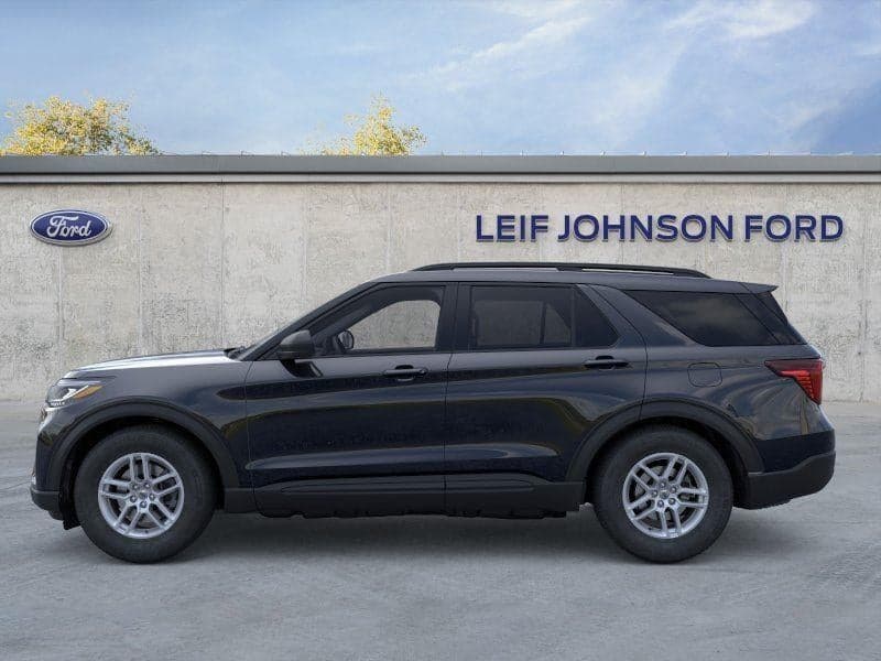 2026 Ford Explorer - Image 3