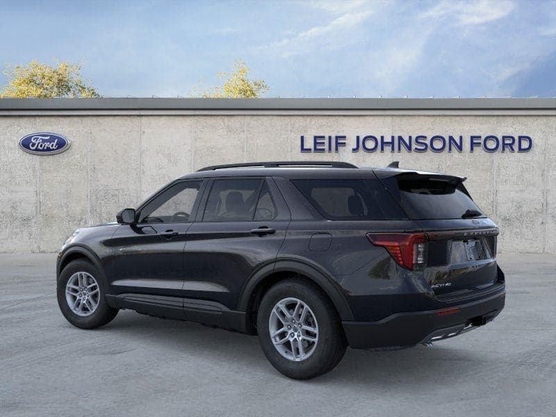 2026 Ford Explorer - Image 4