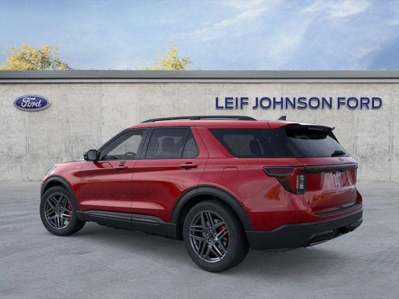 2026 Ford Explorer - Image 4