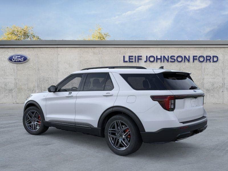 2026 Ford Explorer - Image 4