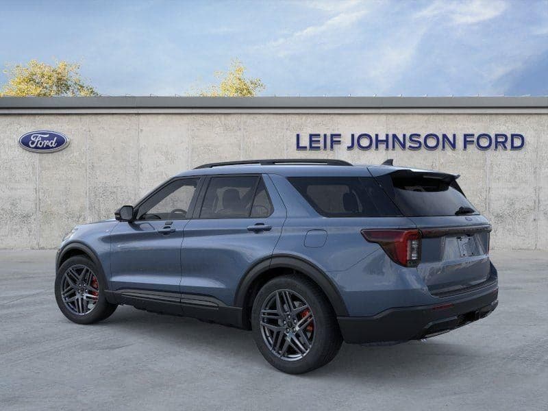 2026 Ford Explorer - Image 4